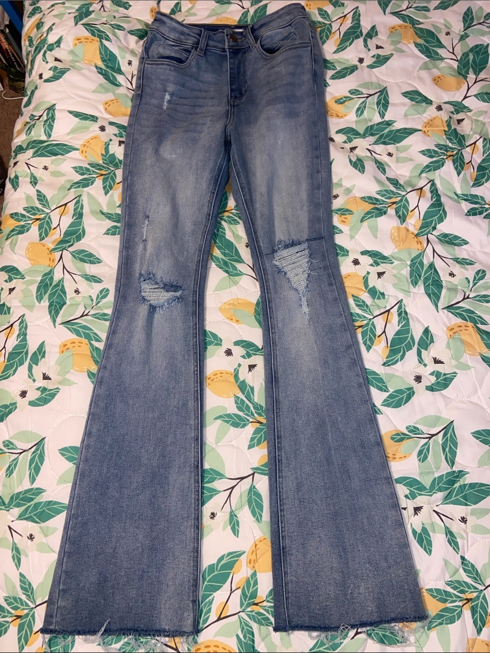 DISTRESSED FADE FLARE JELLY JEANS Festival Hippie BOHO